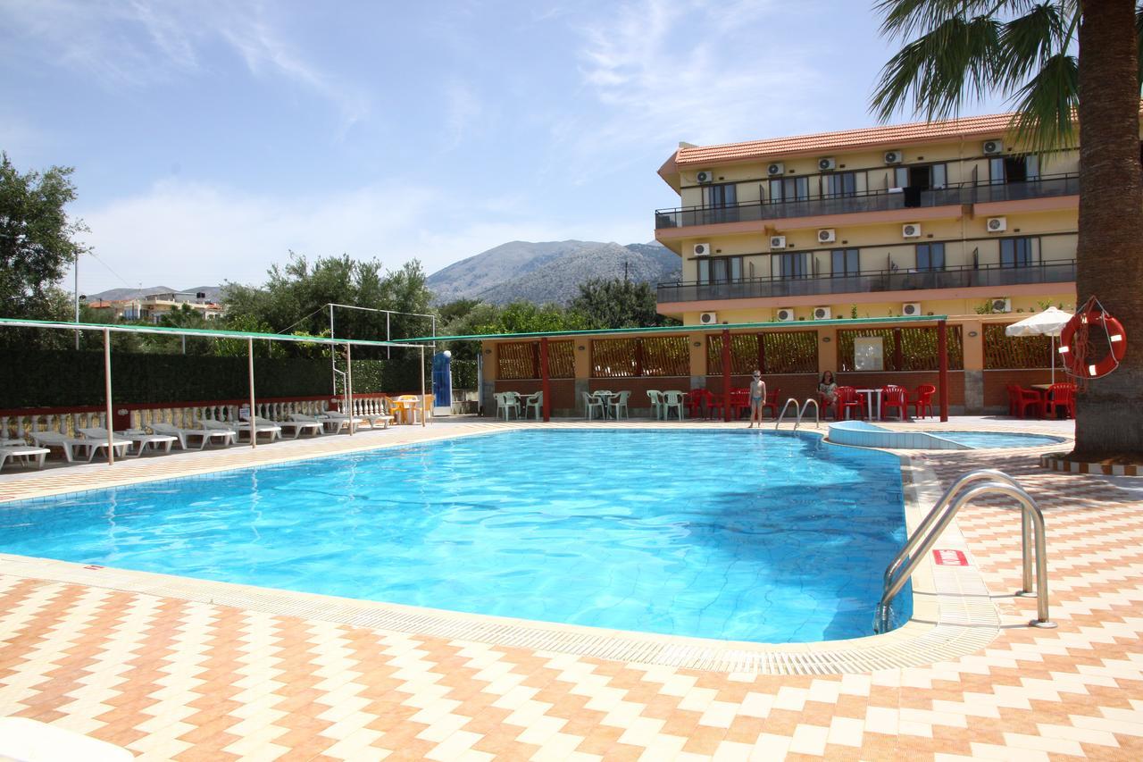 Triton Garden Hotel Malia Eksteriør bilde